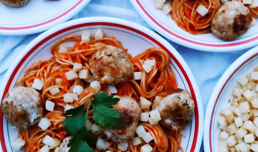Hapklaaradvies - Spaghetti fishballs 