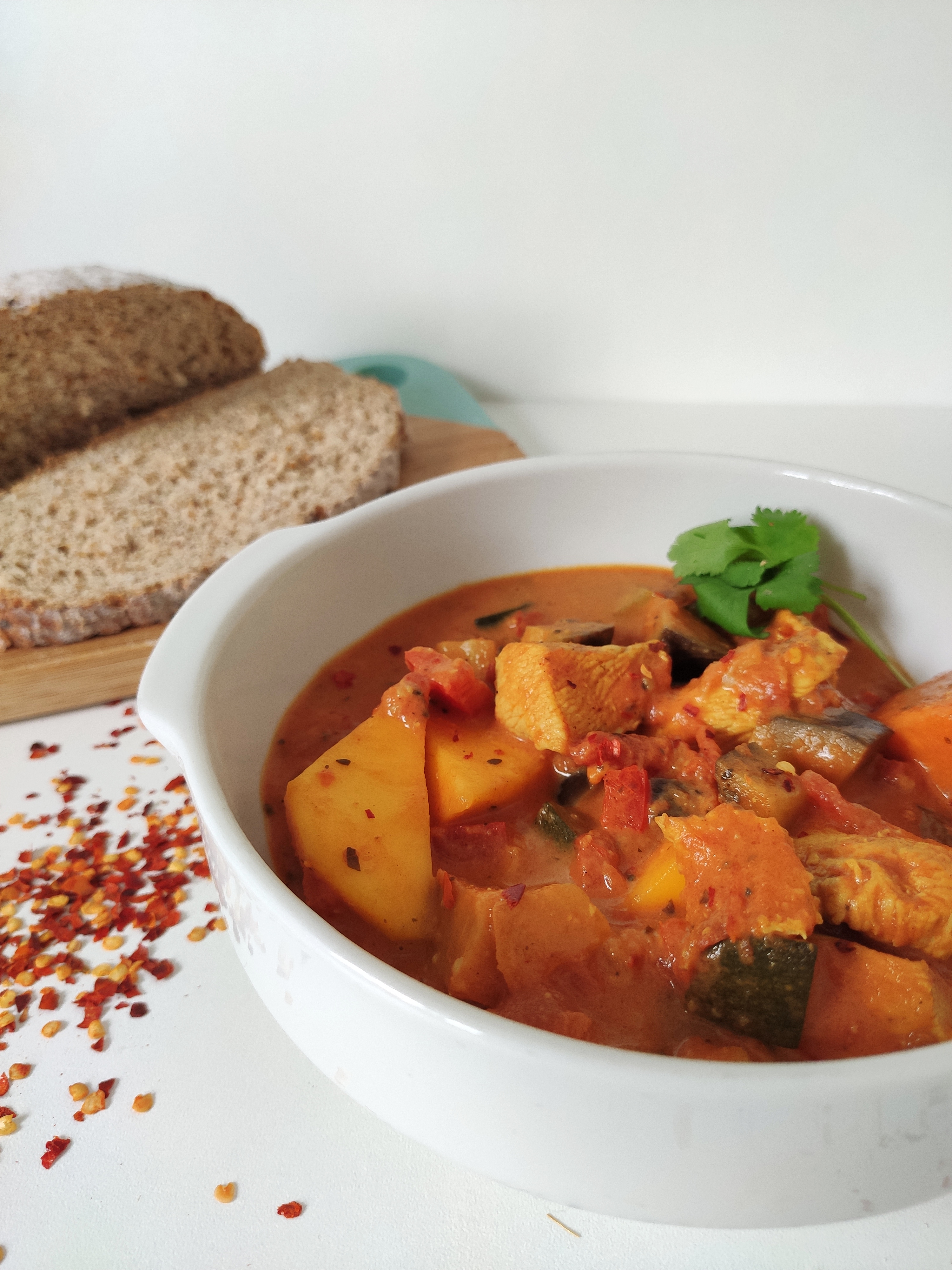 Hapklaaradvies - Kip-curry in kokosmelk 